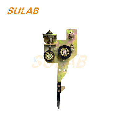 Fujitec 엘리베이터 도어 잠금 장전 표면 AC 250V/10A 및 측면 긴장 ≥1000N 착륙문 잠금 갈고리 MA630-05